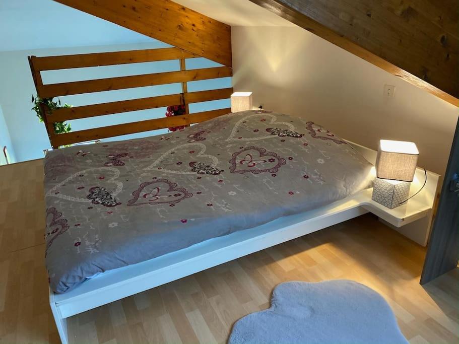 Appartement Lumineux Avec Vue Sur Les Montagnes Morbier Exteriör bild