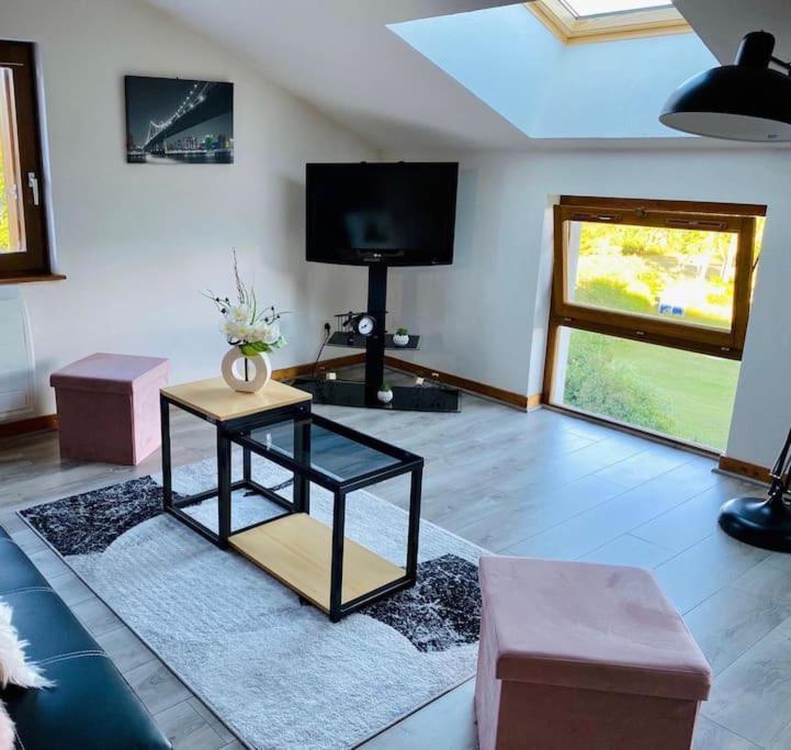 Appartement Lumineux Avec Vue Sur Les Montagnes Morbier Exteriör bild